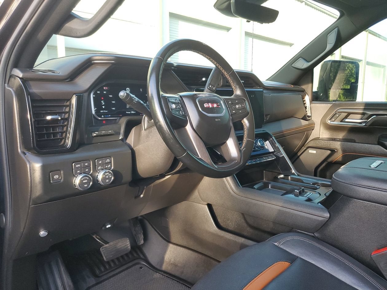 2024 GMC Sierra 2500 HD AT4
