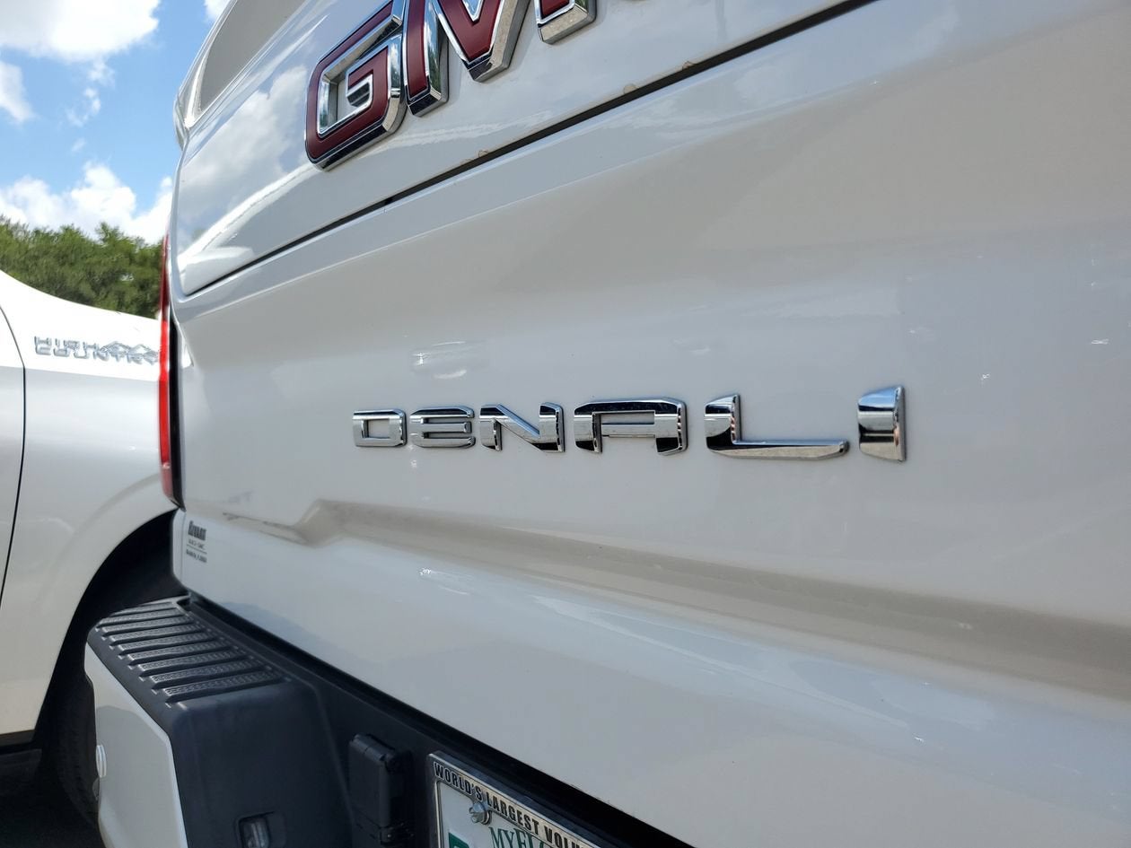 2023 GMC Sierra 2500 HD Denali