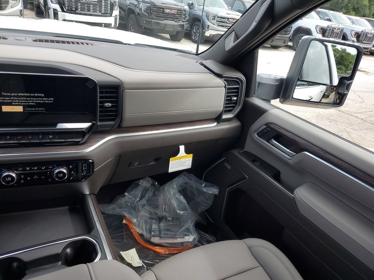 2026 GMC Sierra 2500 HD SLT
