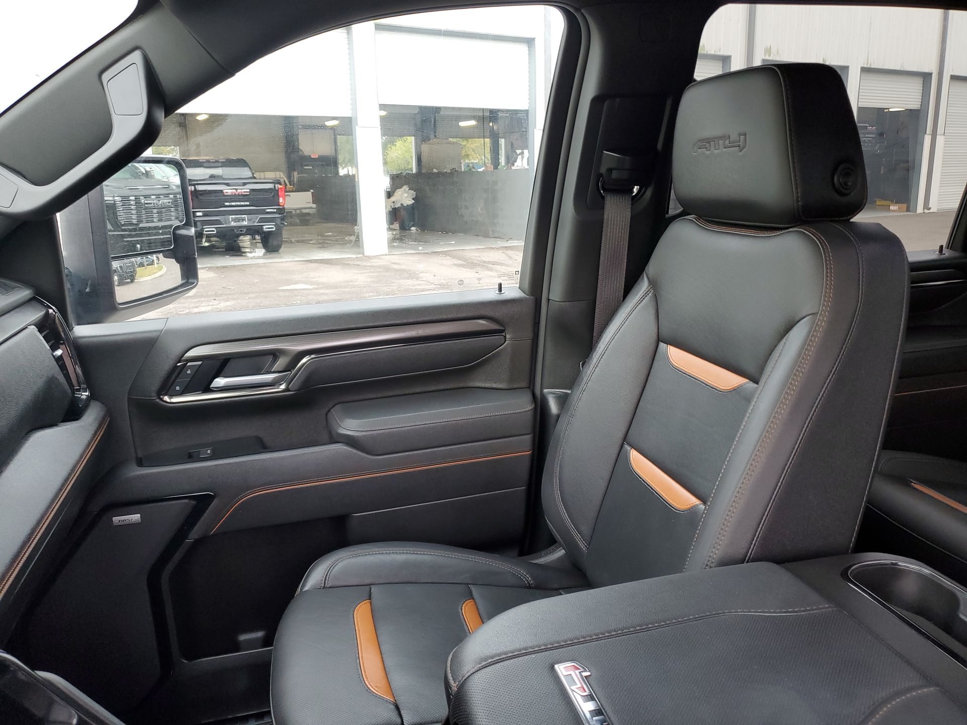 2025 GMC Sierra 2500 HD AT4