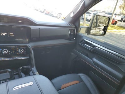 2025 GMC Sierra 2500 HD AT4