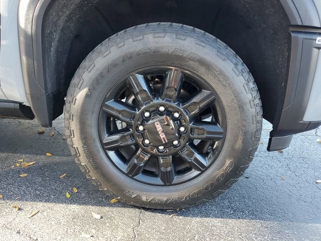 2025 GMC Sierra 2500 HD AT4