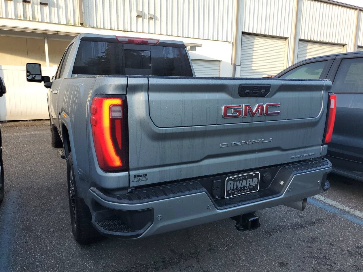 2025 GMC Sierra 2500 HD Denali