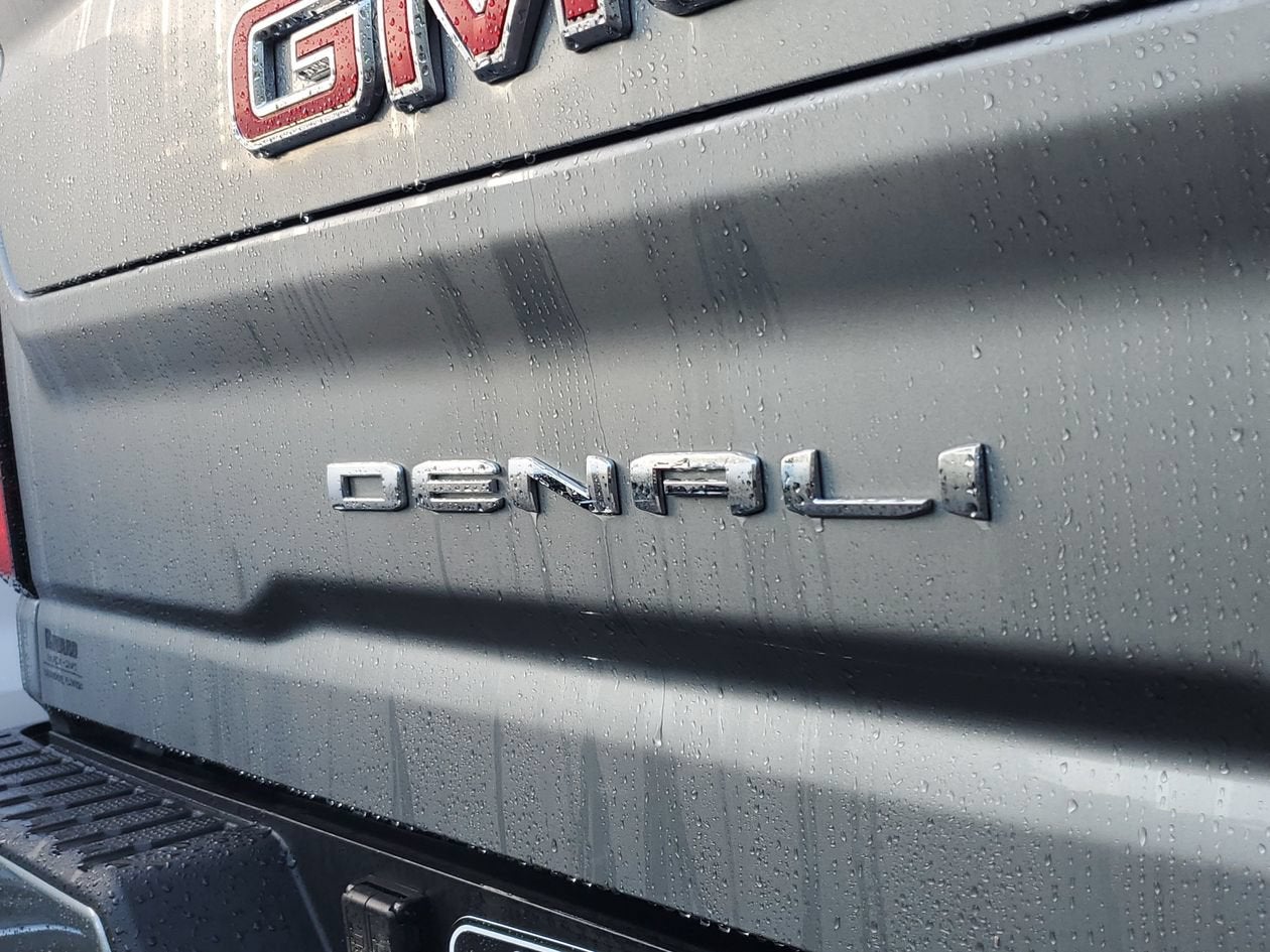 2025 GMC Sierra 2500 HD Denali
