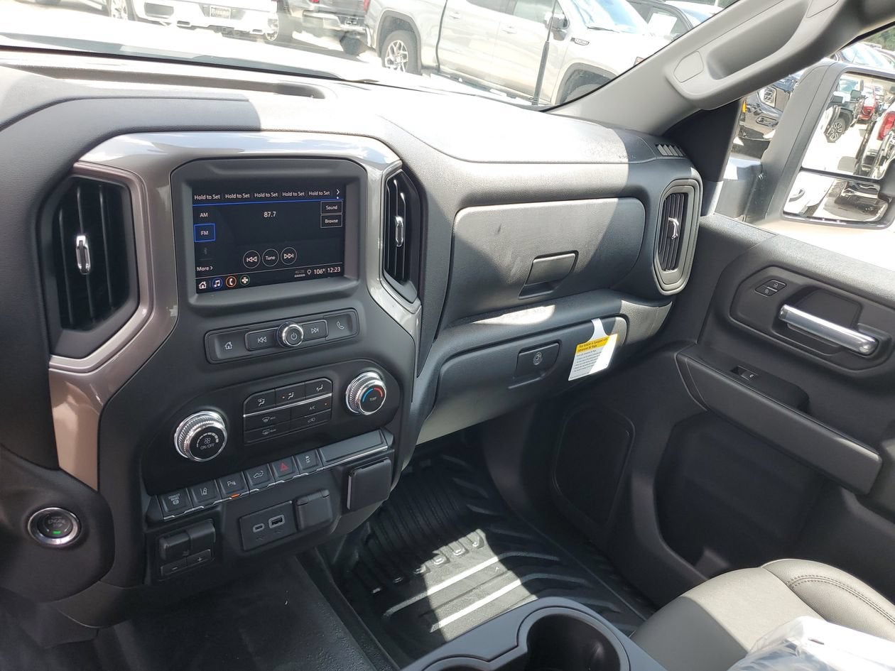 2026 GMC Sierra 3500 HD Pro DRW