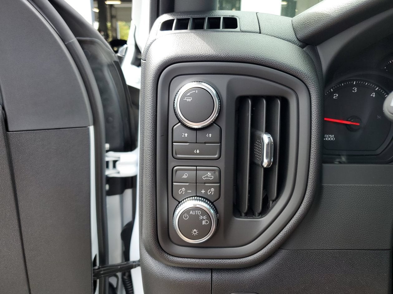 2026 GMC Sierra 3500 HD Pro DRW