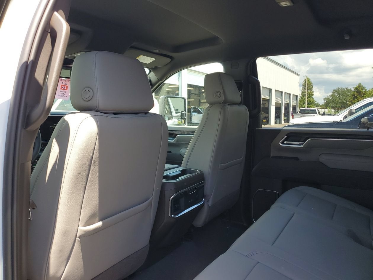 2026 GMC Sierra 3500 HD SLT DRW