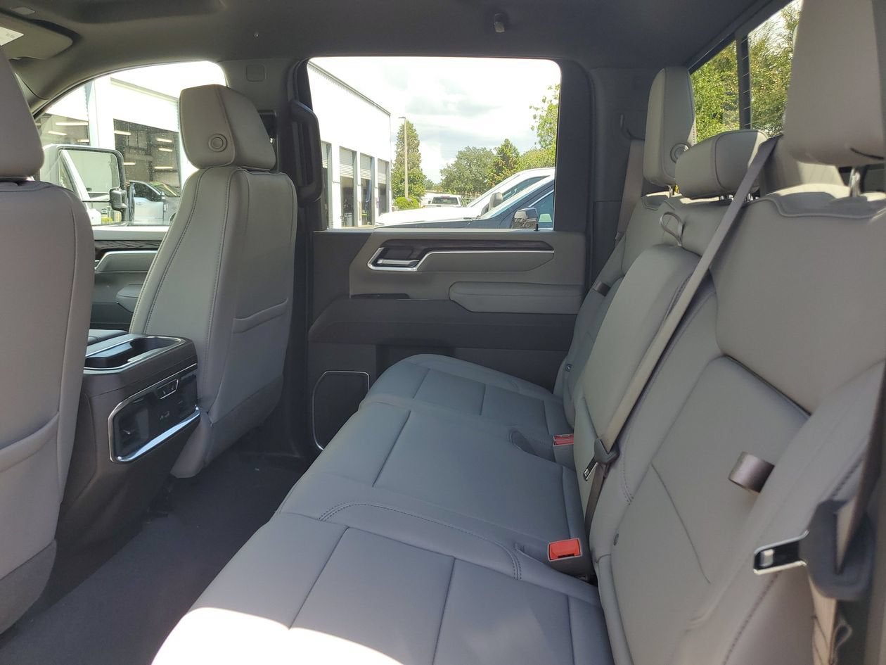2026 GMC Sierra 3500 HD SLT DRW