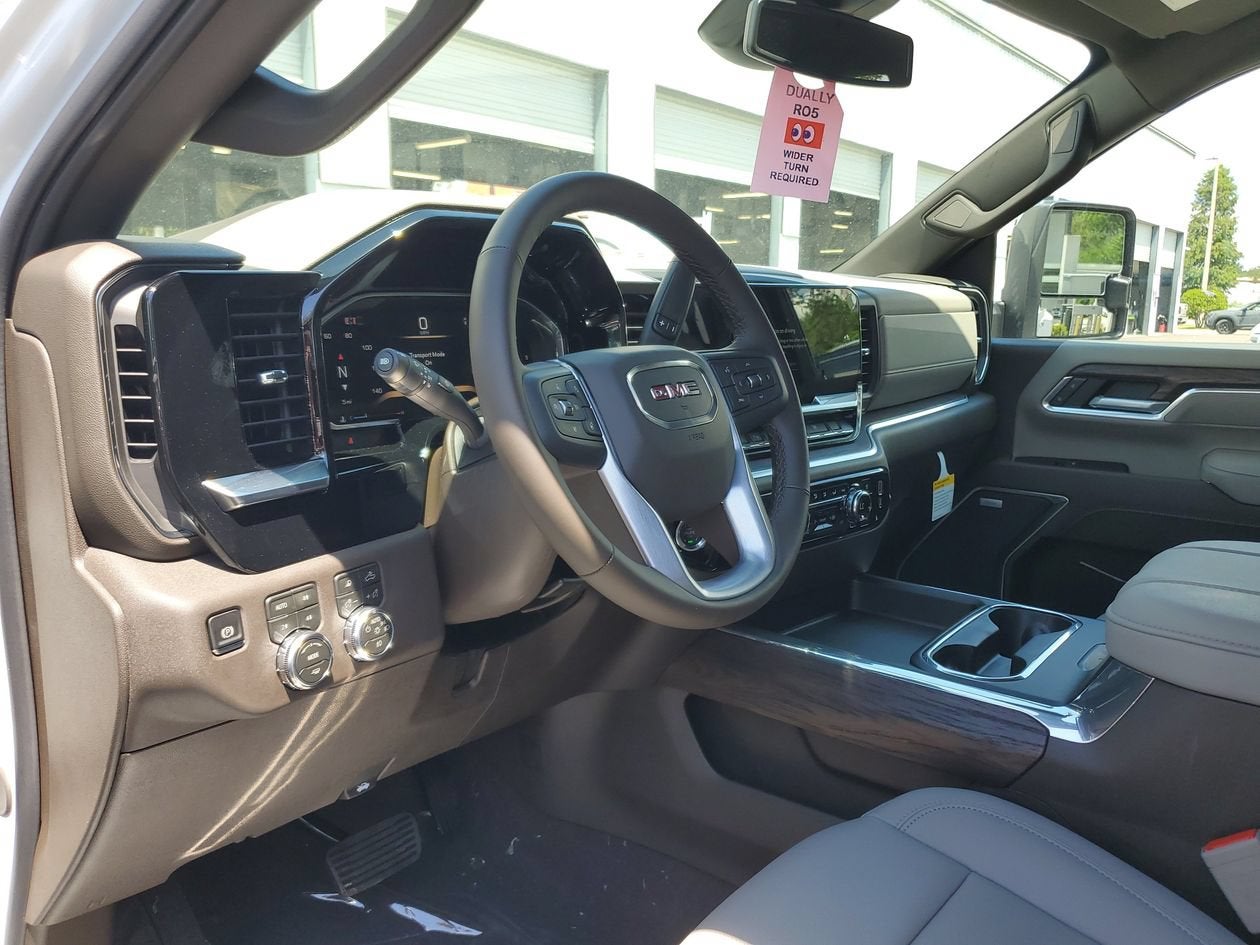 2026 GMC Sierra 3500 HD SLT DRW
