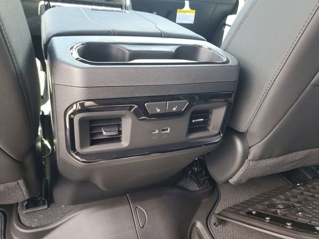 2026 GMC Sierra 3500HD AT4 - Photo 17