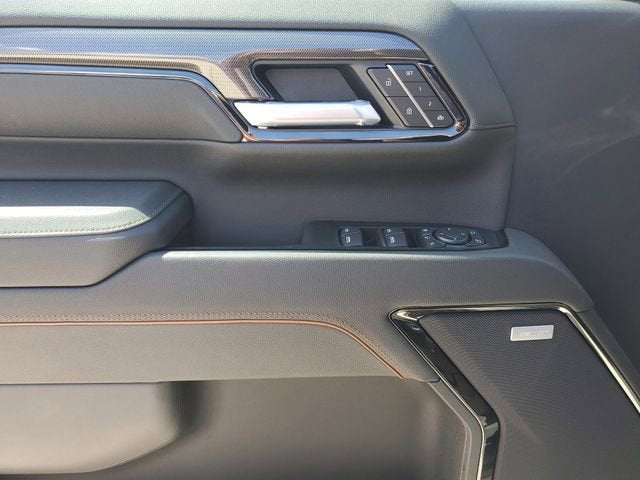 2026 GMC Sierra 3500HD AT4 - Photo 18
