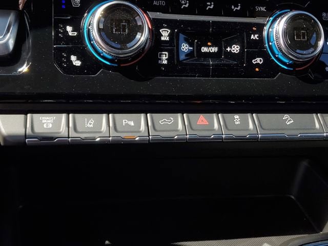 2026 GMC Sierra 3500HD AT4 - Photo 25