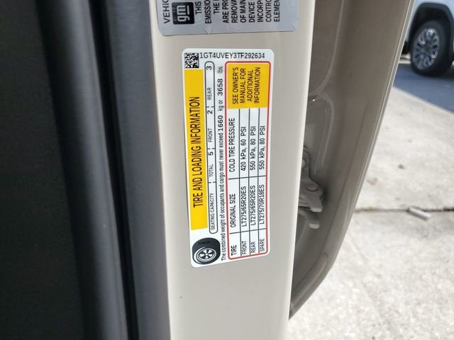 2026 GMC Sierra 3500HD AT4 - Photo 33