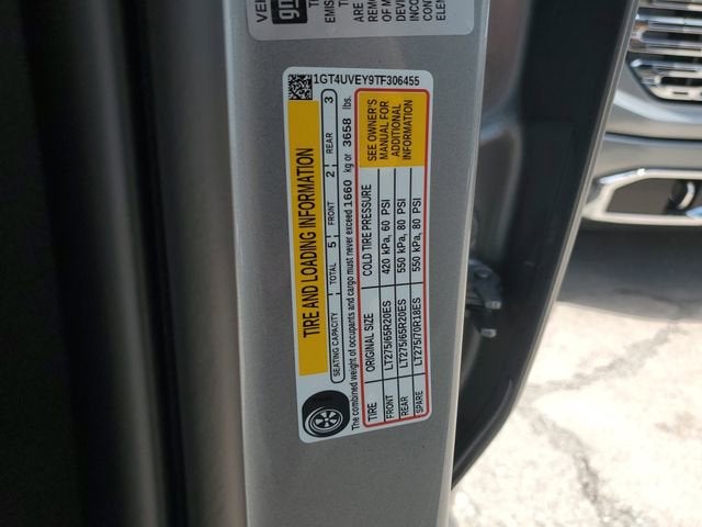 2026 GMC Sierra 3500HD AT4 - Photo 33