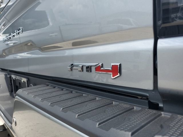 2026 GMC Sierra 3500HD AT4 - Photo 9