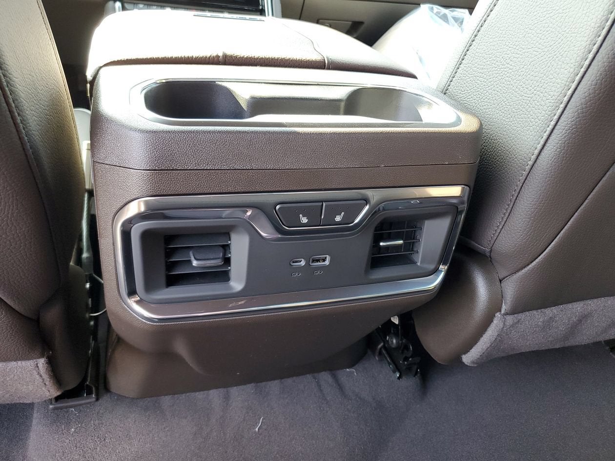2026 GMC Sierra 3500 HD Denali DRW
