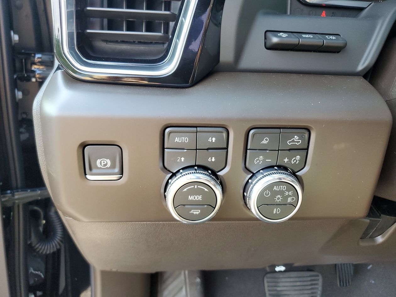 2026 GMC Sierra 3500 HD Denali DRW