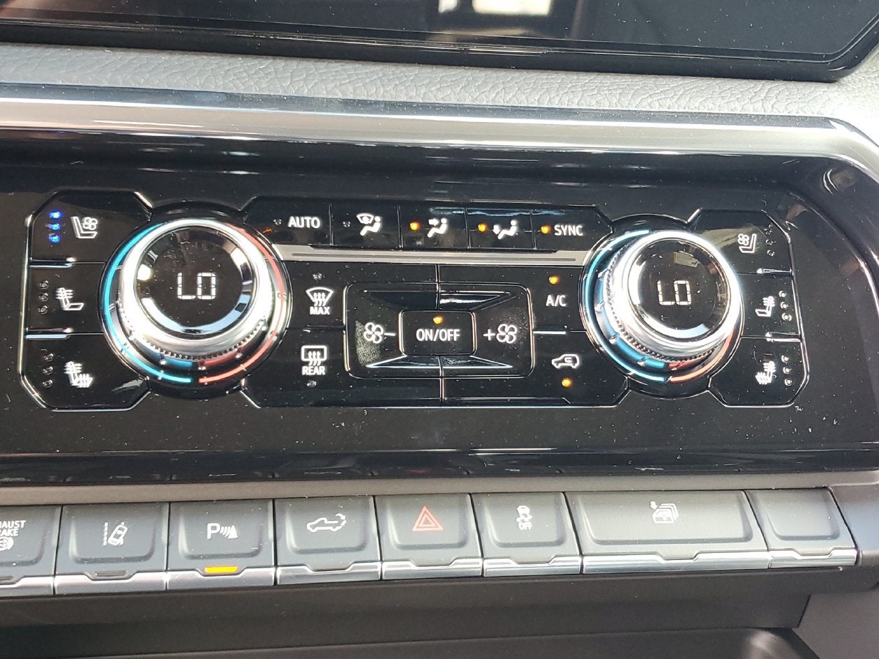 2026 GMC Sierra 3500 HD Denali DRW