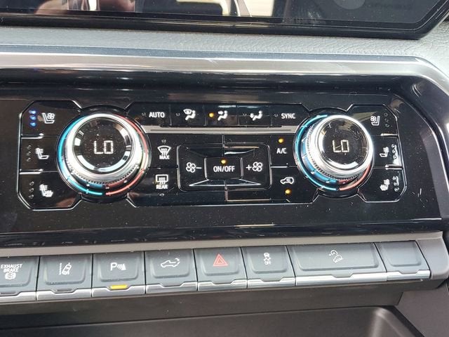 2026 GMC Sierra 3500HD Denali - Photo 24