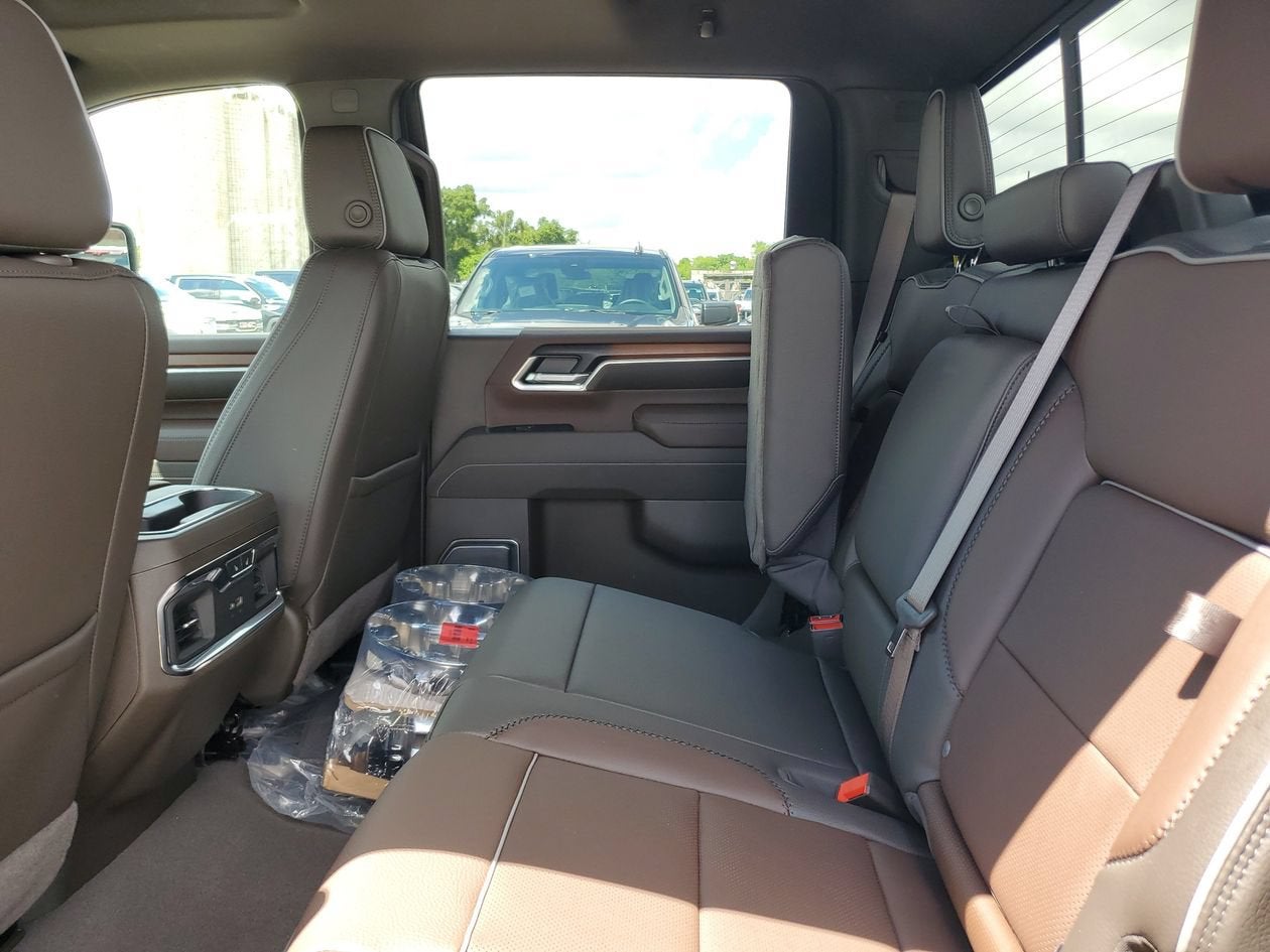 2026 GMC Sierra 3500 HD Denali DRW