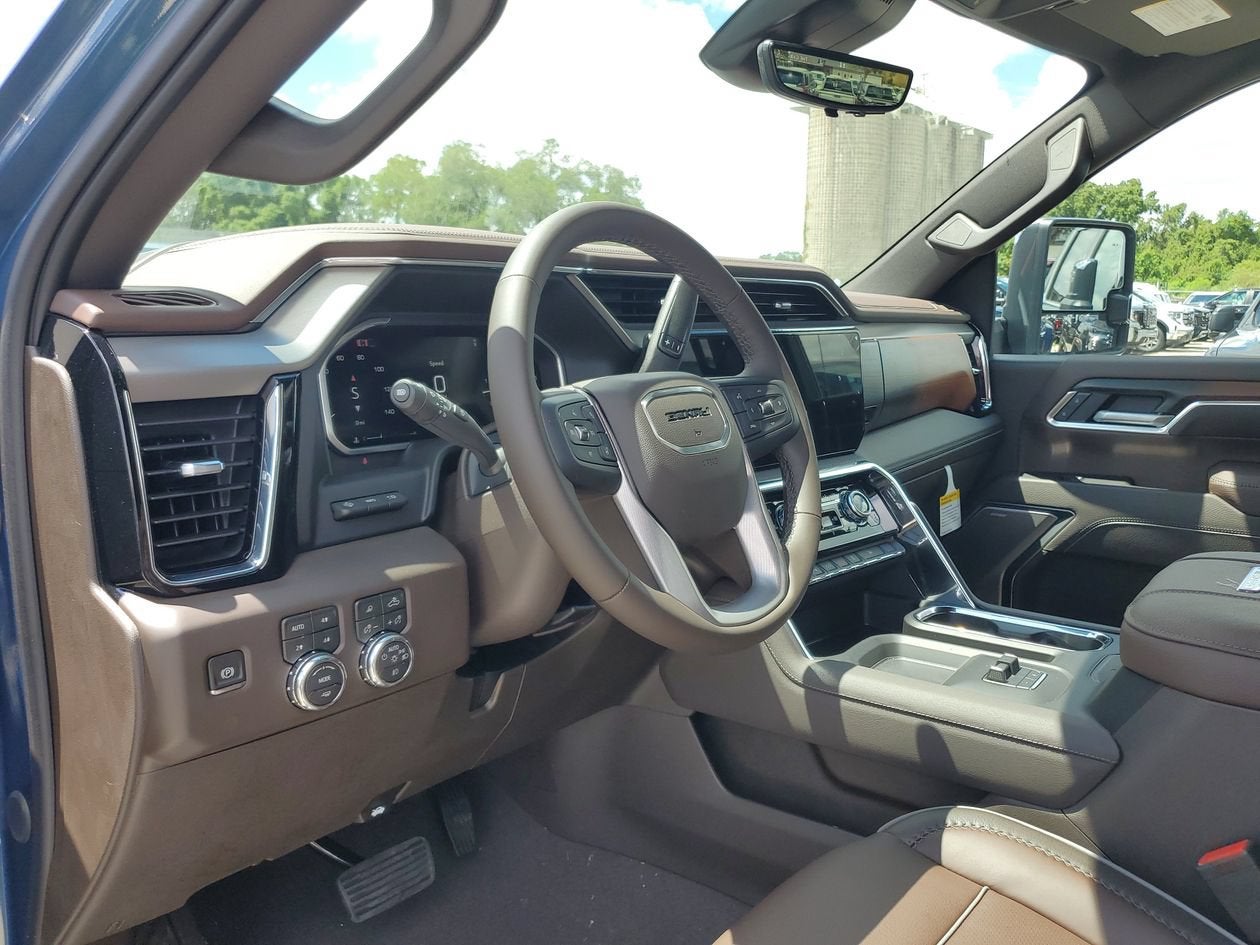 2026 GMC Sierra 3500 HD Denali DRW