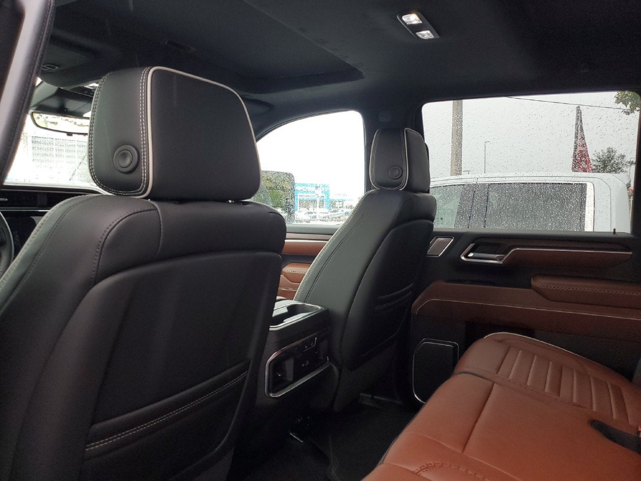 2026 GMC Sierra 2500HD Denali Ultimate - Photo 10