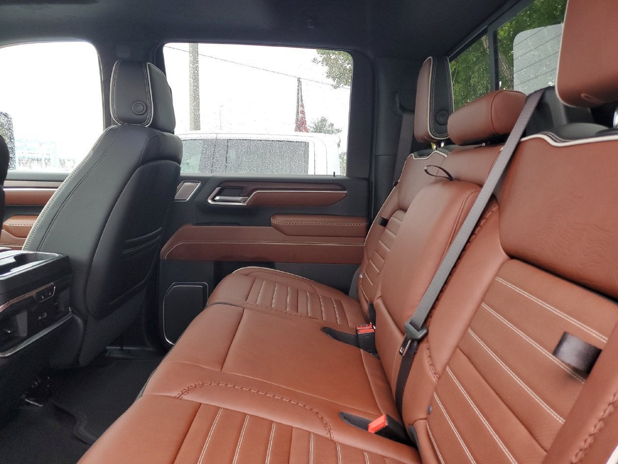 2026 GMC Sierra 2500HD Denali Ultimate - Photo 11