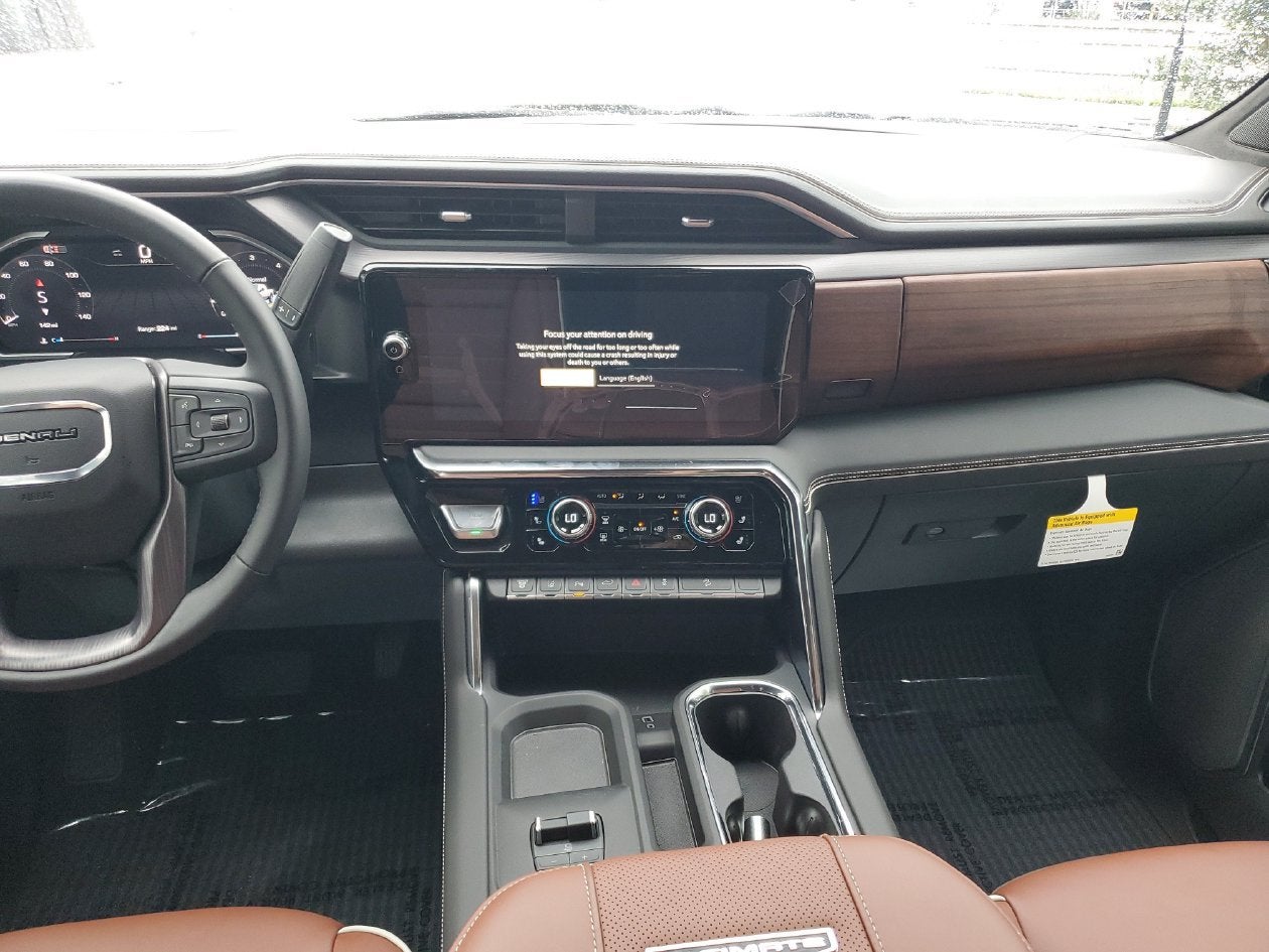 2026 GMC Sierra 2500HD Denali Ultimate - Photo 14