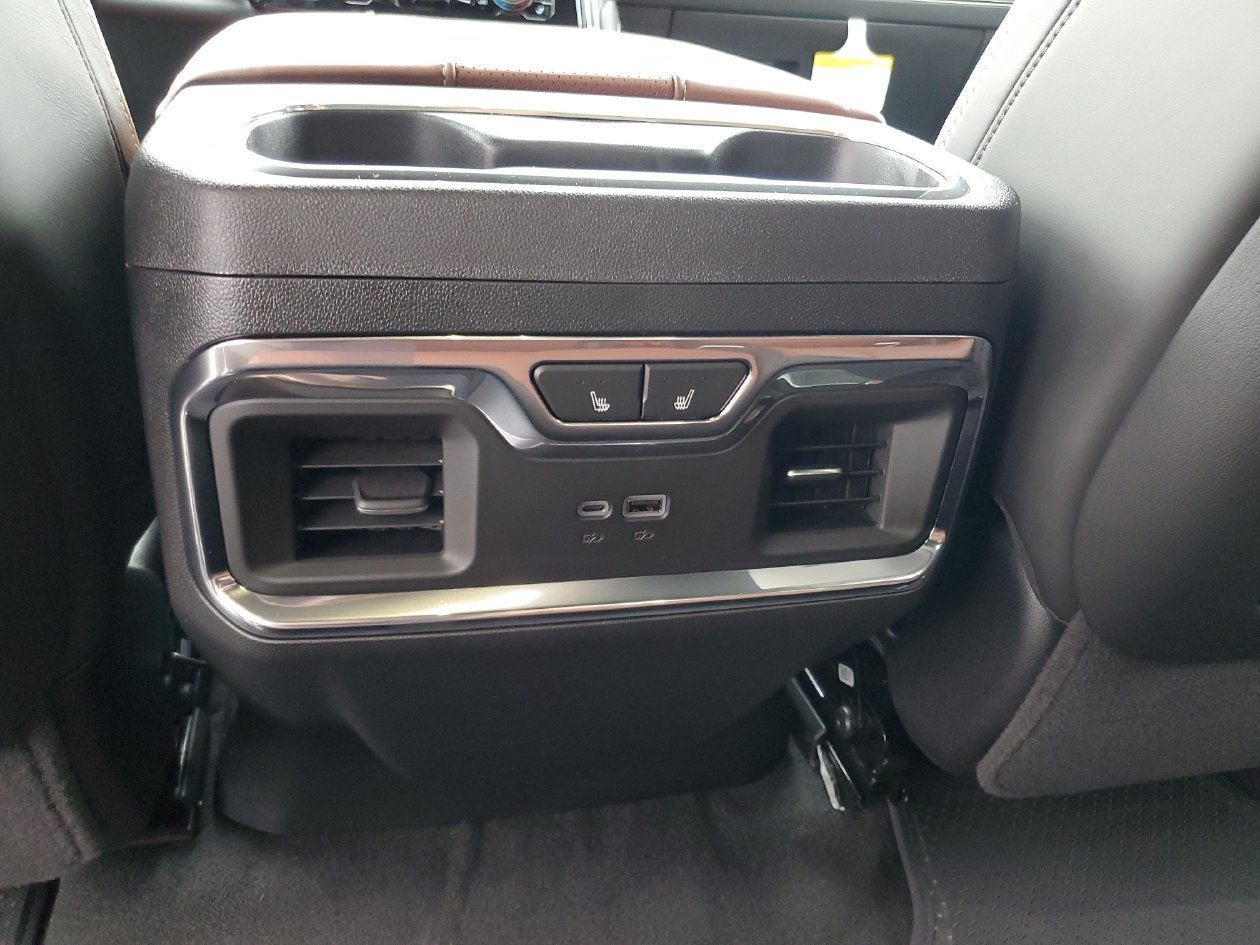 2026 GMC Sierra 2500HD Denali Ultimate - Photo 16