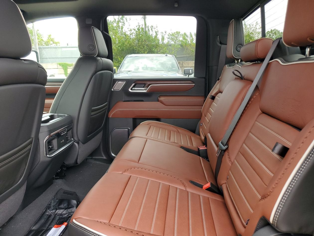 2026 GMC Sierra 2500HD Denali Ultimate - Photo 12