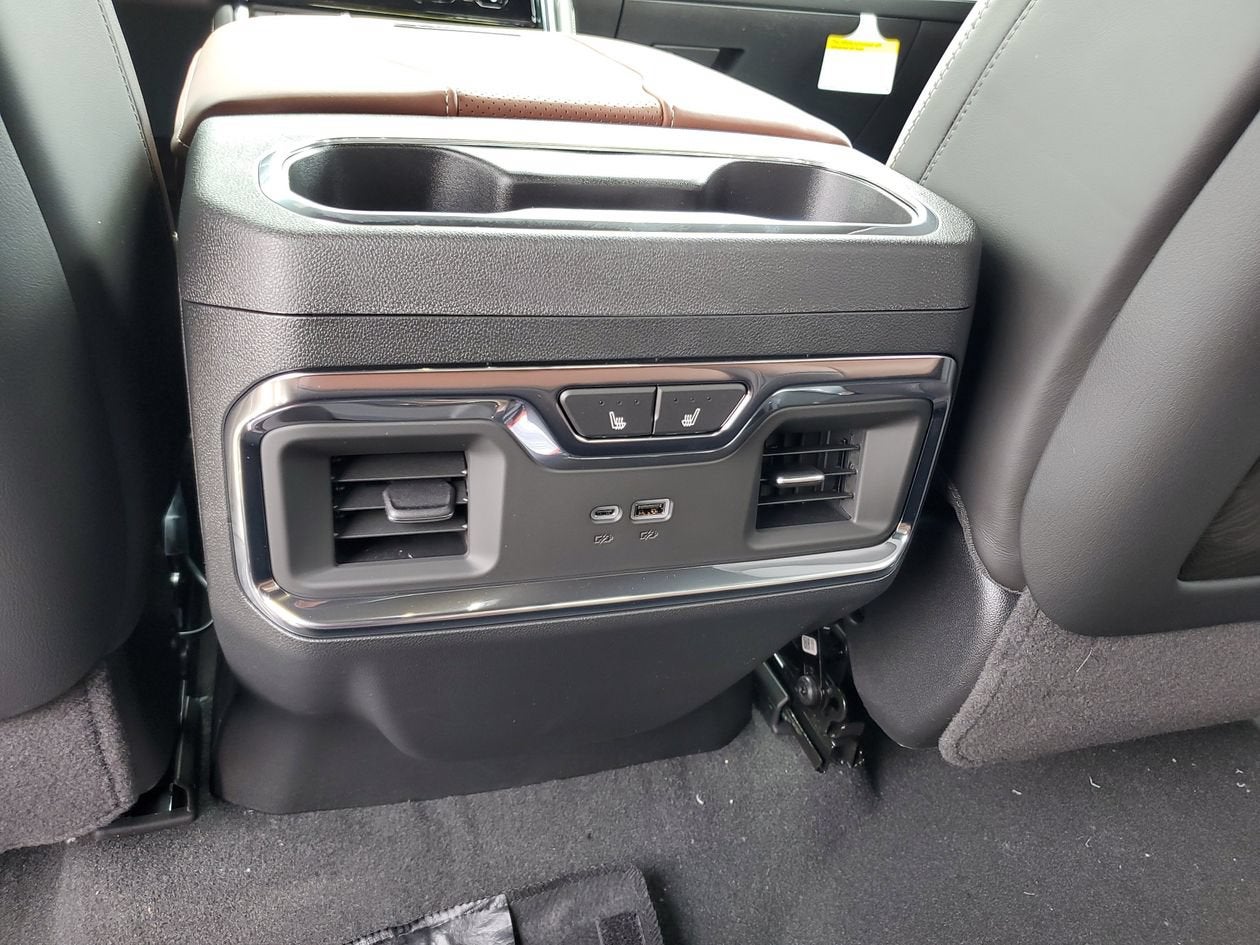 2026 GMC Sierra 2500HD Denali Ultimate - Photo 17
