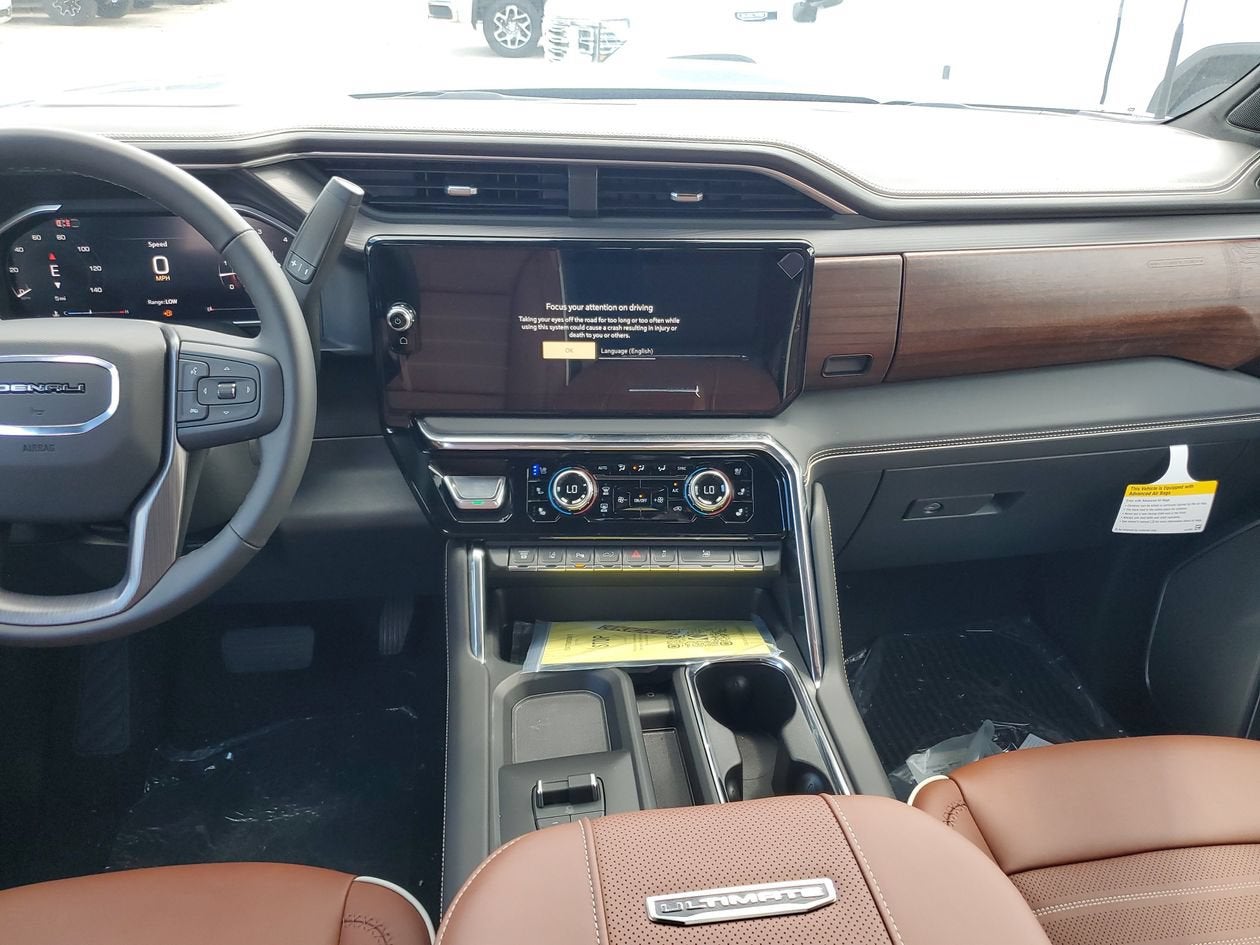 2026 GMC Sierra 3500 HD Denali Ultimate DRW