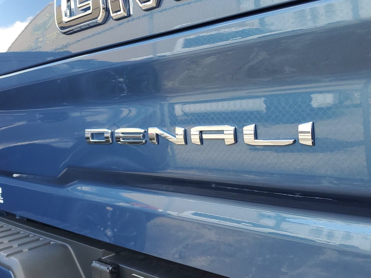 2026 GMC Sierra 3500 HD Denali Ultimate DRW