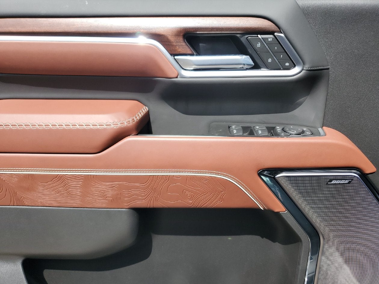 2026 GMC Sierra 3500 HD Denali Ultimate DRW
