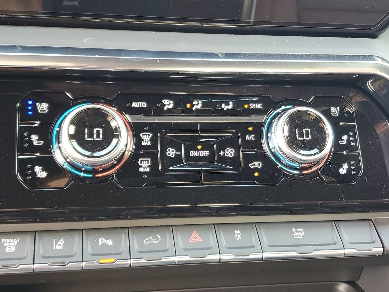 2026 GMC Sierra 3500 HD Denali Ultimate DRW