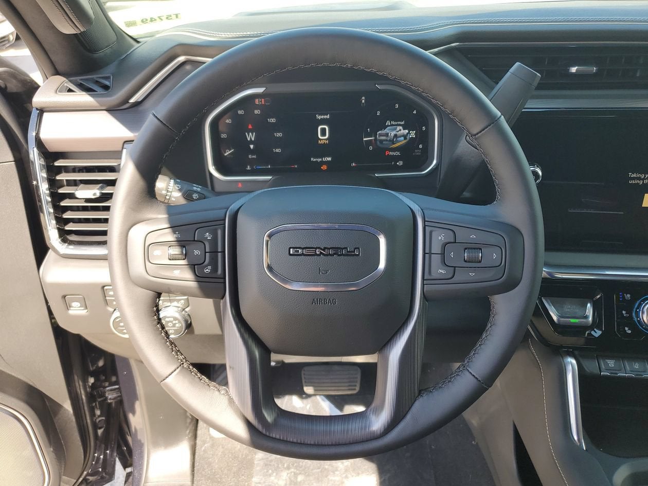 2026 GMC Sierra 3500 HD Denali Ultimate DRW