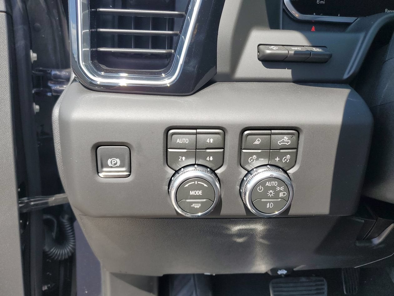 2026 GMC Sierra 3500 HD Denali Ultimate DRW