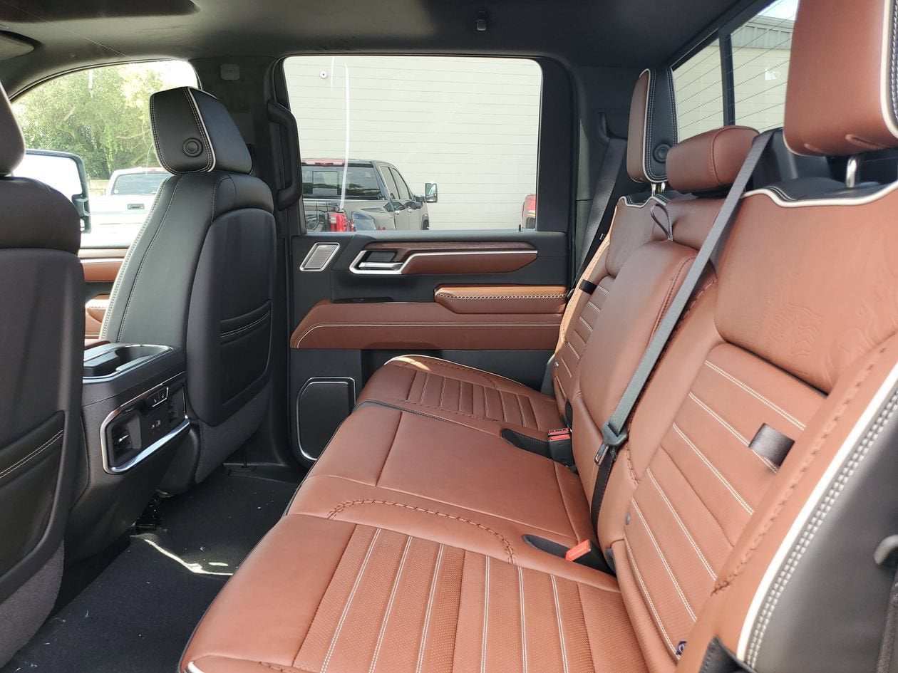 2026 GMC Sierra 3500 HD Denali Ultimate DRW
