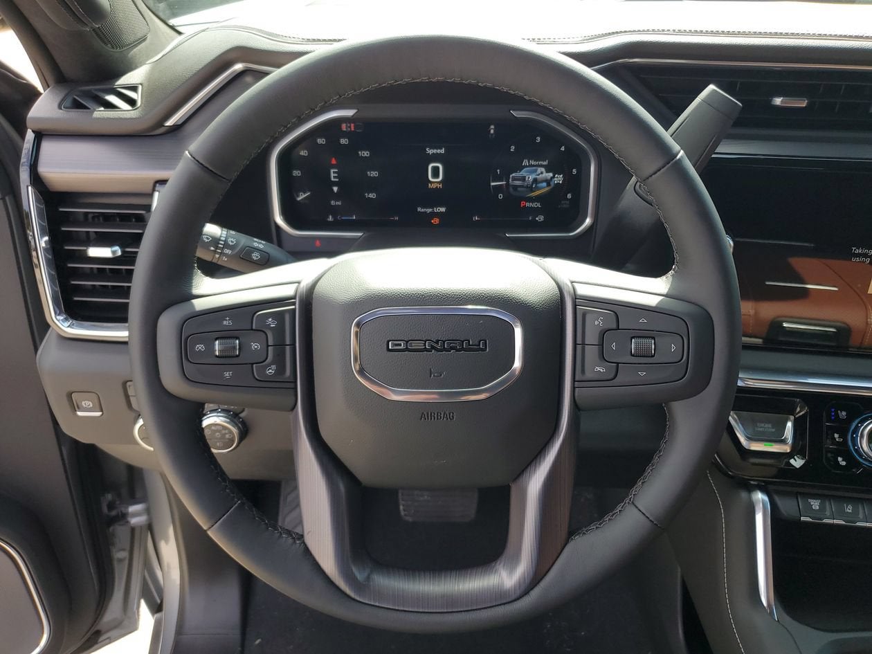 2026 GMC Sierra 3500 HD Denali Ultimate DRW