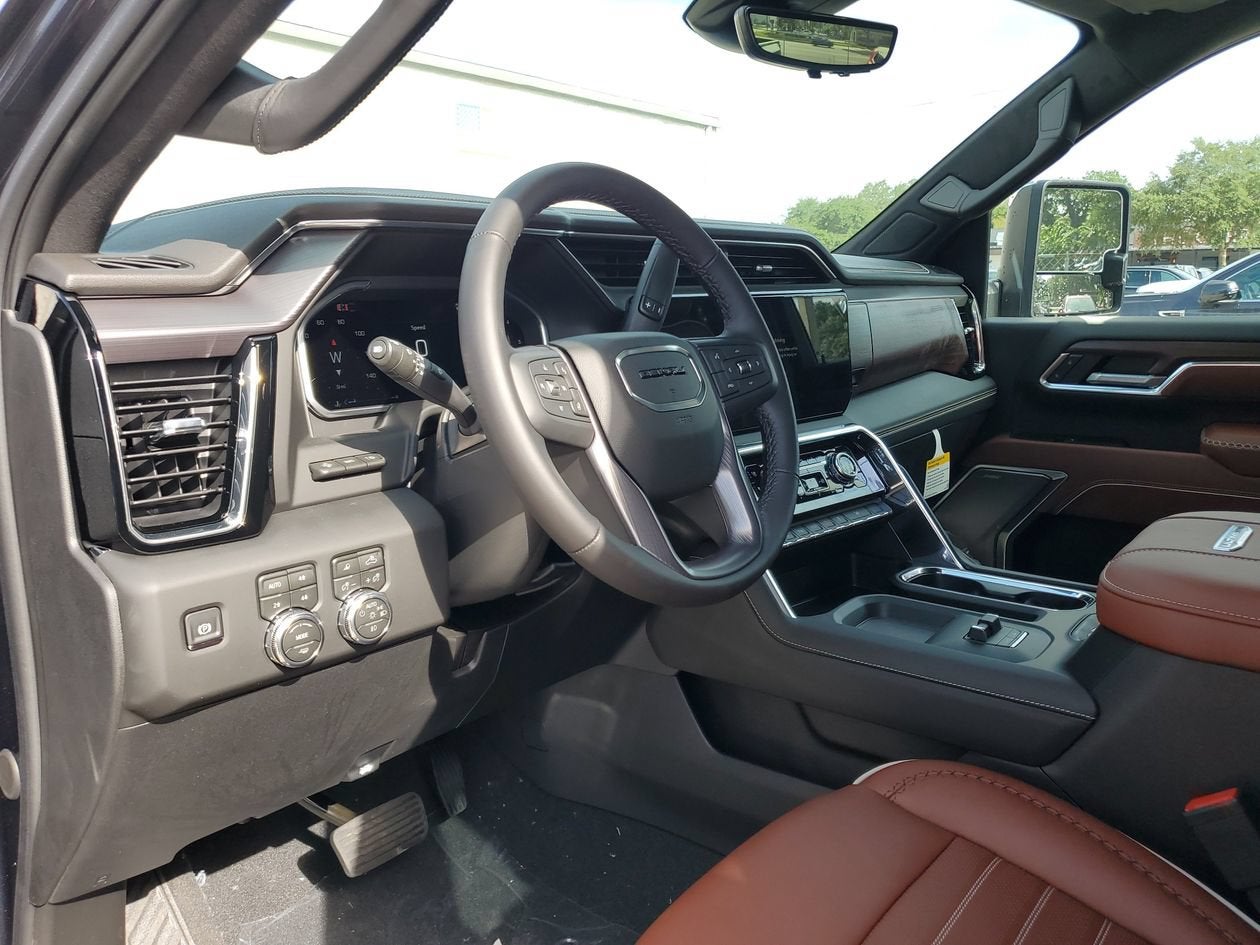 2026 GMC Sierra 3500 HD Denali Ultimate DRW