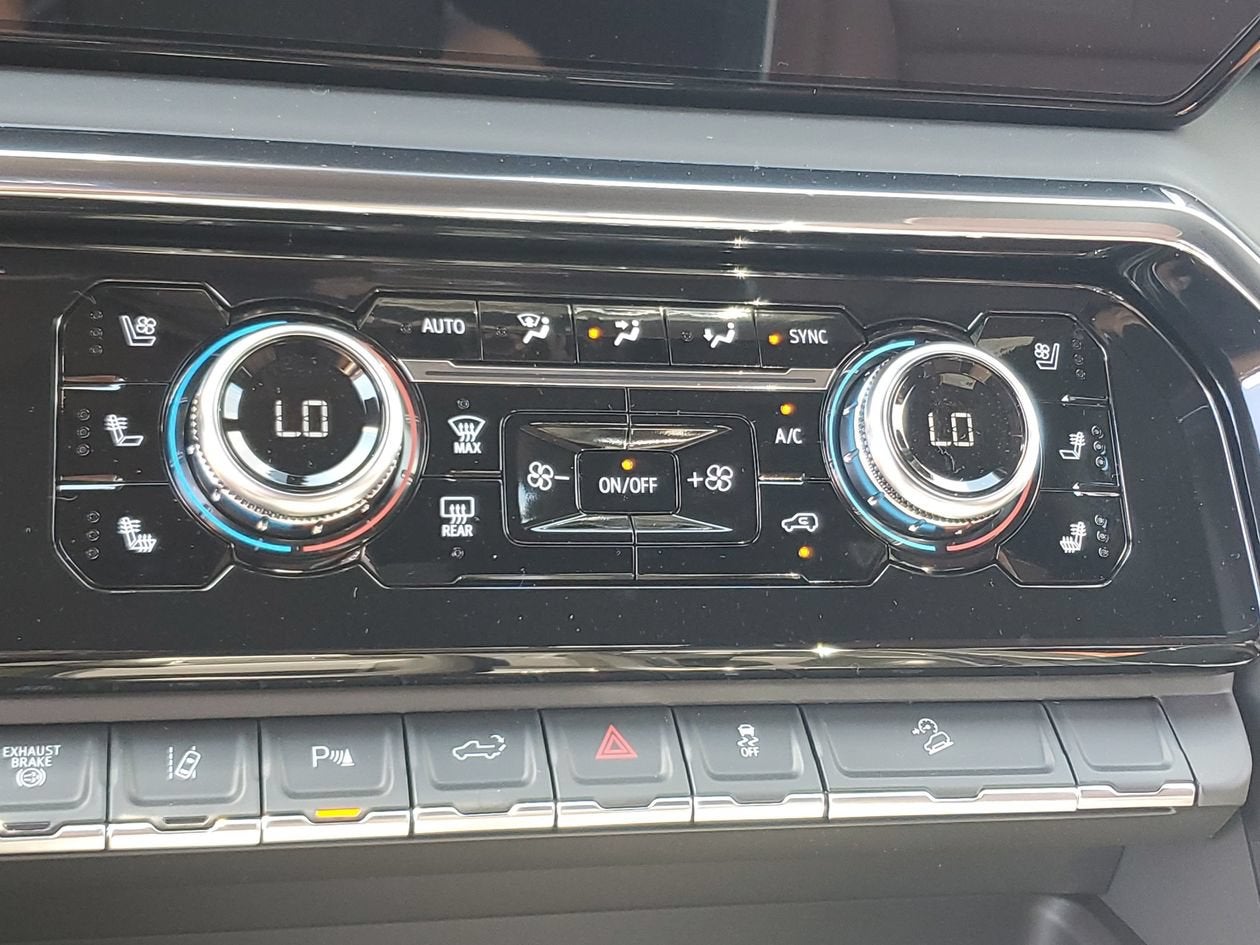 2026 GMC Sierra 3500 HD Denali Ultimate