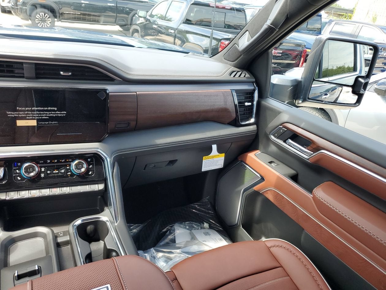2026 GMC Sierra 3500 HD Denali Ultimate