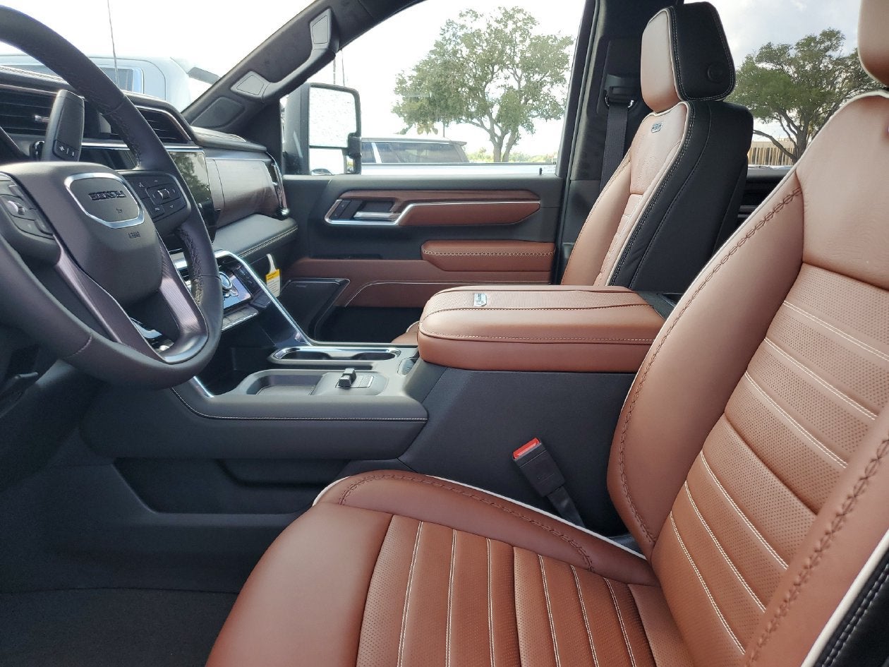 2026 GMC Sierra 3500 HD Denali Ultimate