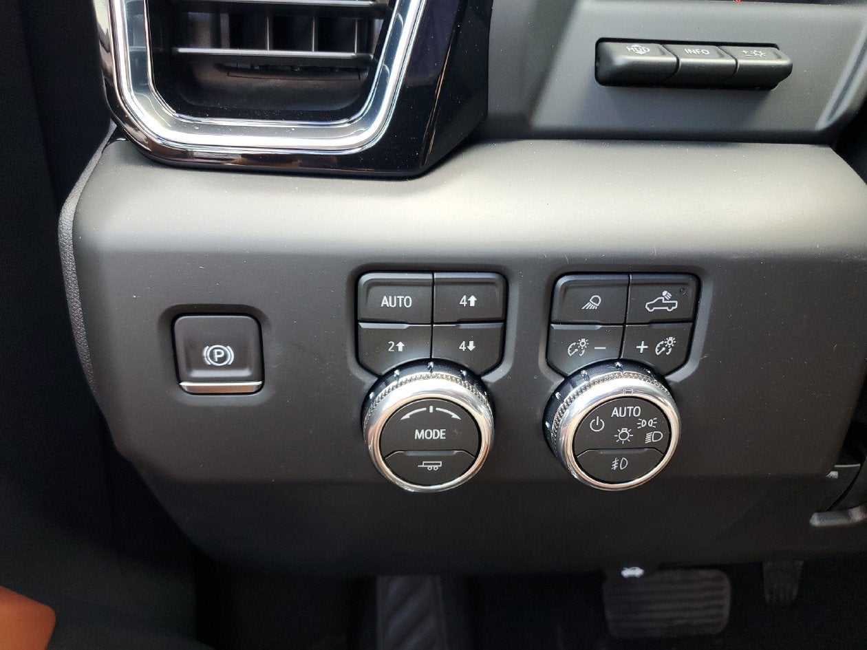 2026 GMC Sierra 3500 HD Denali Ultimate