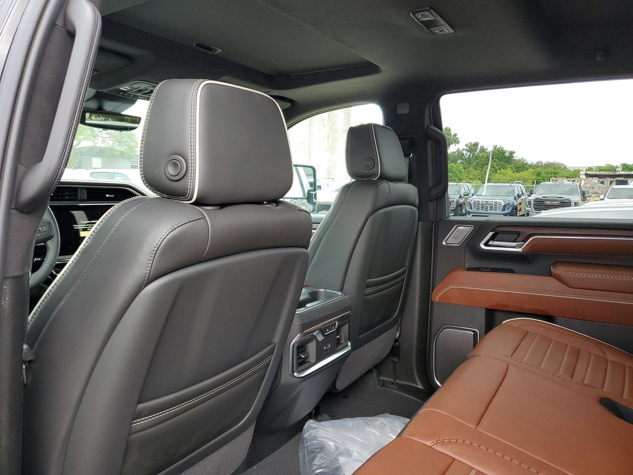 2026 GMC Sierra 3500 HD Denali Ultimate