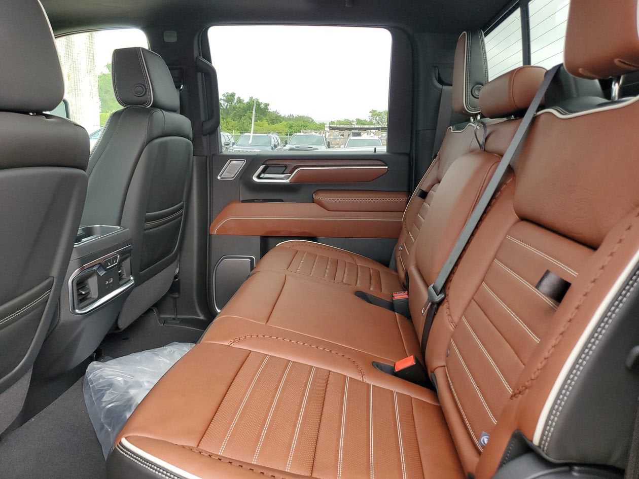 2026 GMC Sierra 3500 HD Denali Ultimate