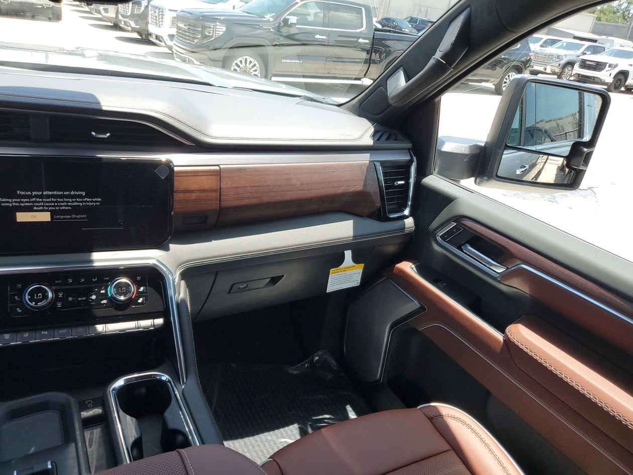 2026 GMC Sierra 3500HD Denali Ultimate - Photo 16