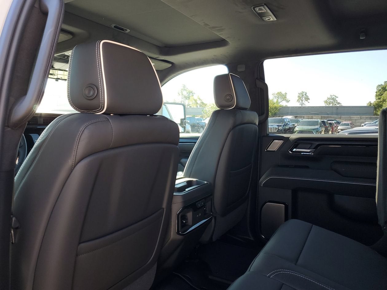 2026 GMC Sierra 2500HD AT4X - Photo 11