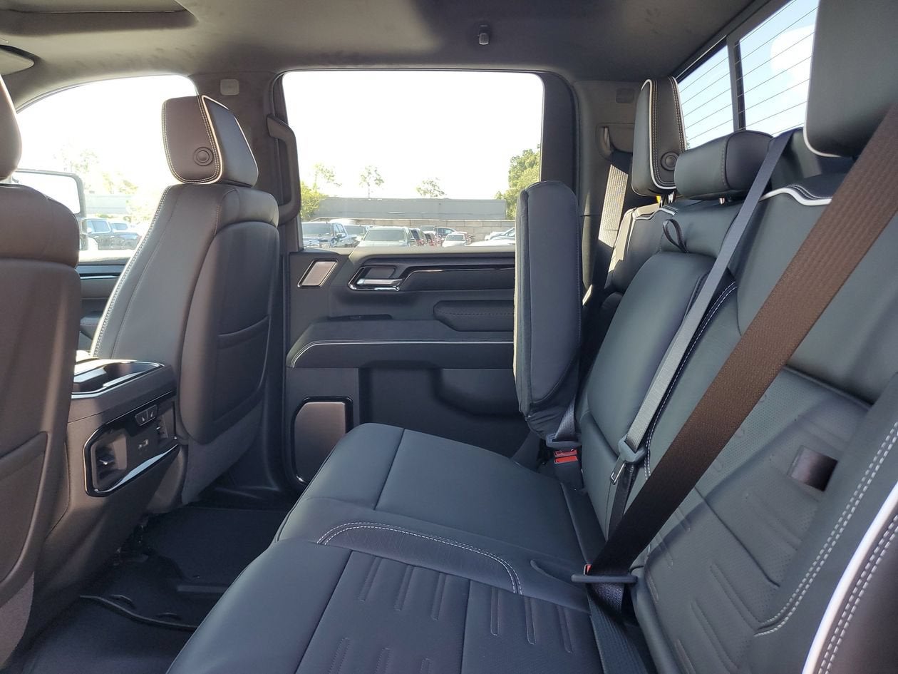 2026 GMC Sierra 2500HD AT4X - Photo 12