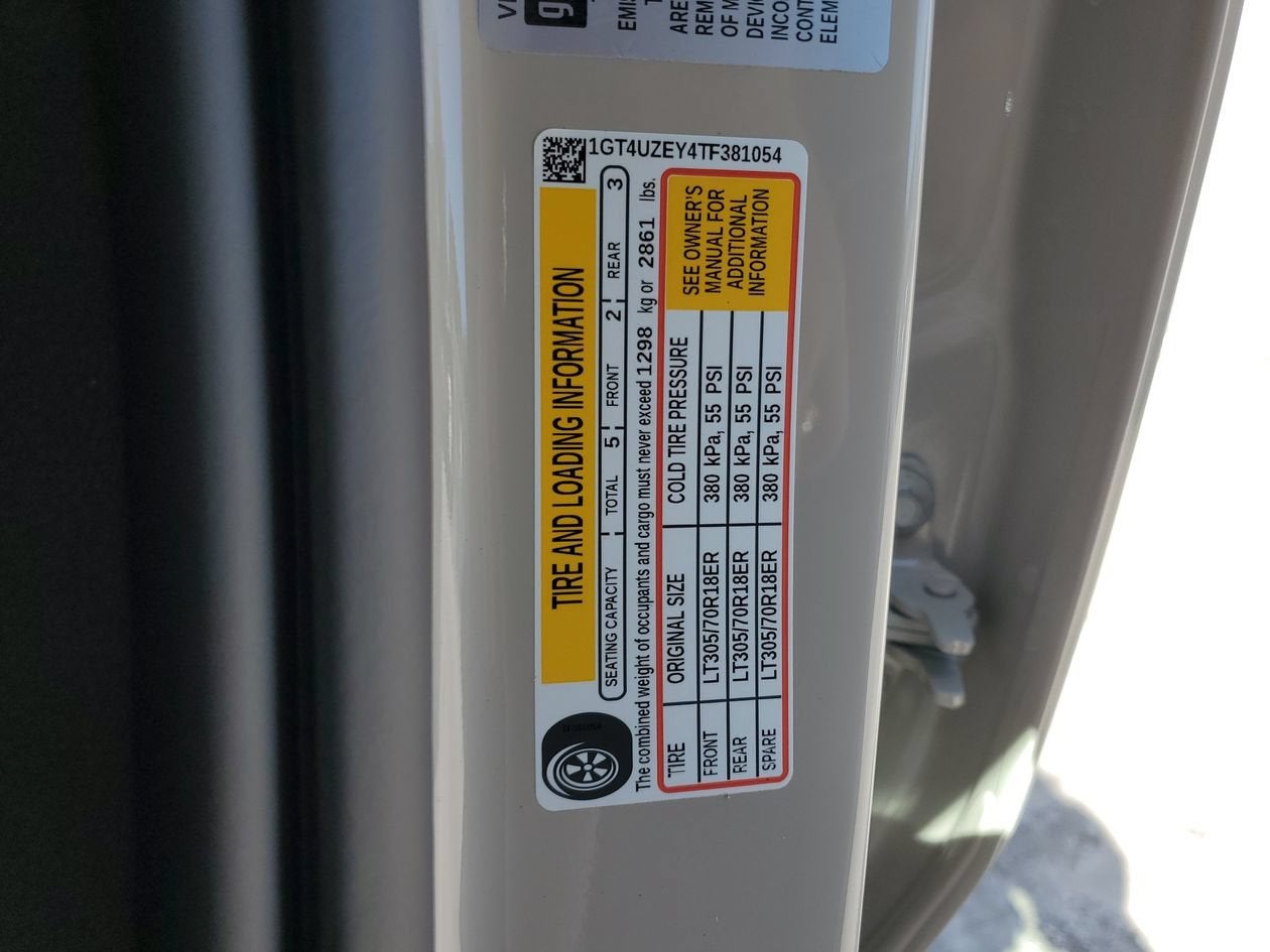 2026 GMC Sierra 2500HD AT4X - Photo 33